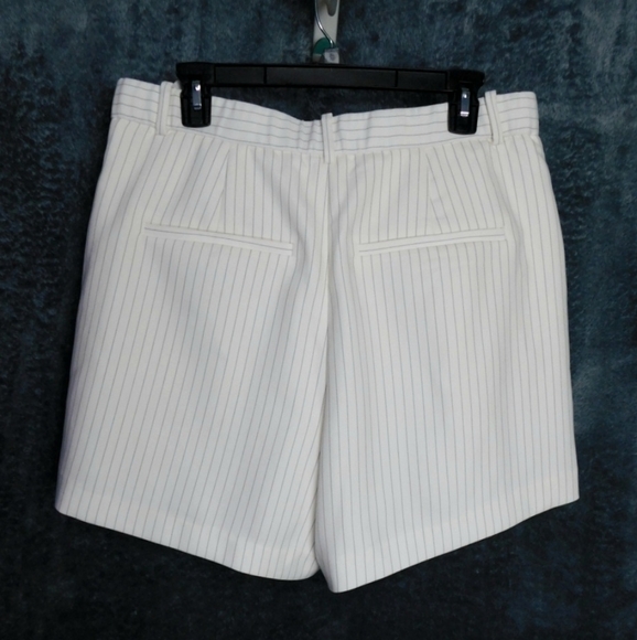 NWT Curve Love A&F Sloane Tailored Linen-Blend Short Size 32 Abercrombie & Fitch - Picture 8 of 9